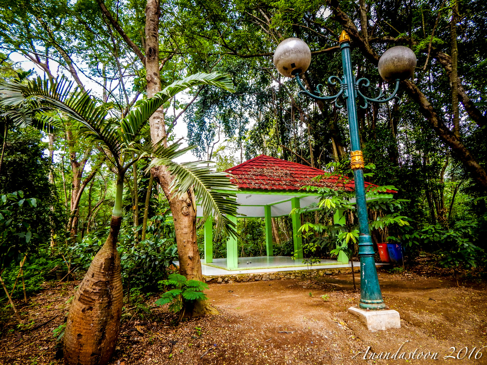 Hutan Kota Srengseng