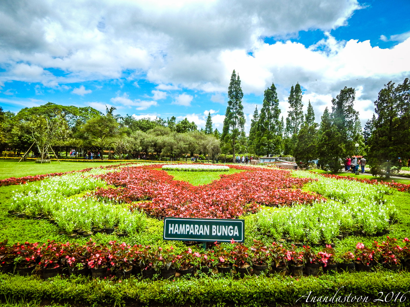 Taman Bunga Nusantara