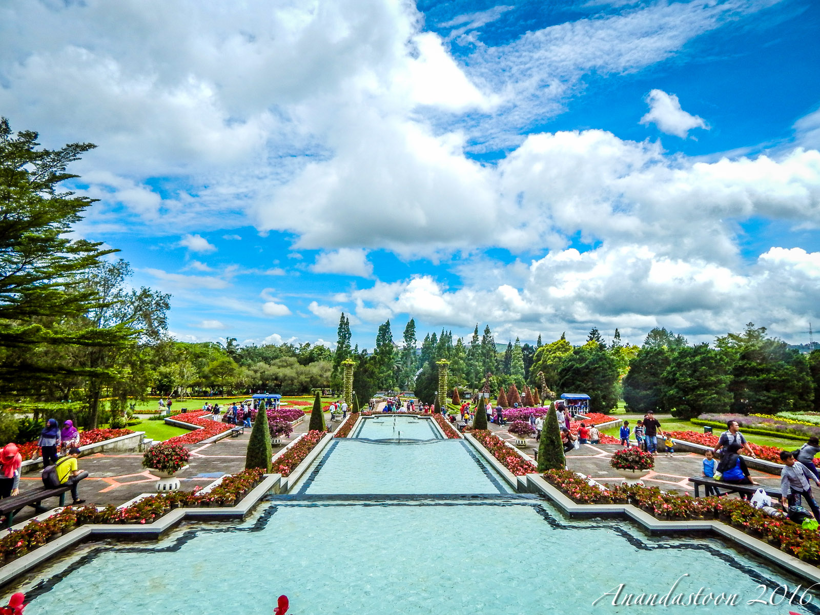 Taman Bunga Nusantara