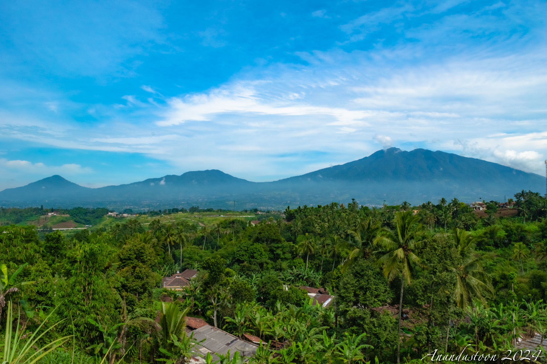 Tebak Gunung